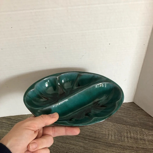 Vtg Blue Mountain Pottery Divided  Dish - Picture 3 of 8